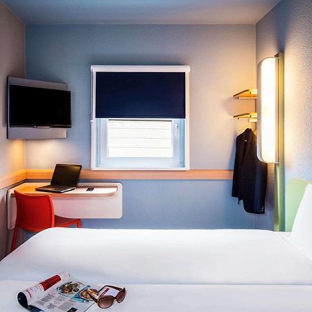 Ibis Budget London Barking Баркинг Экстерьер фото
