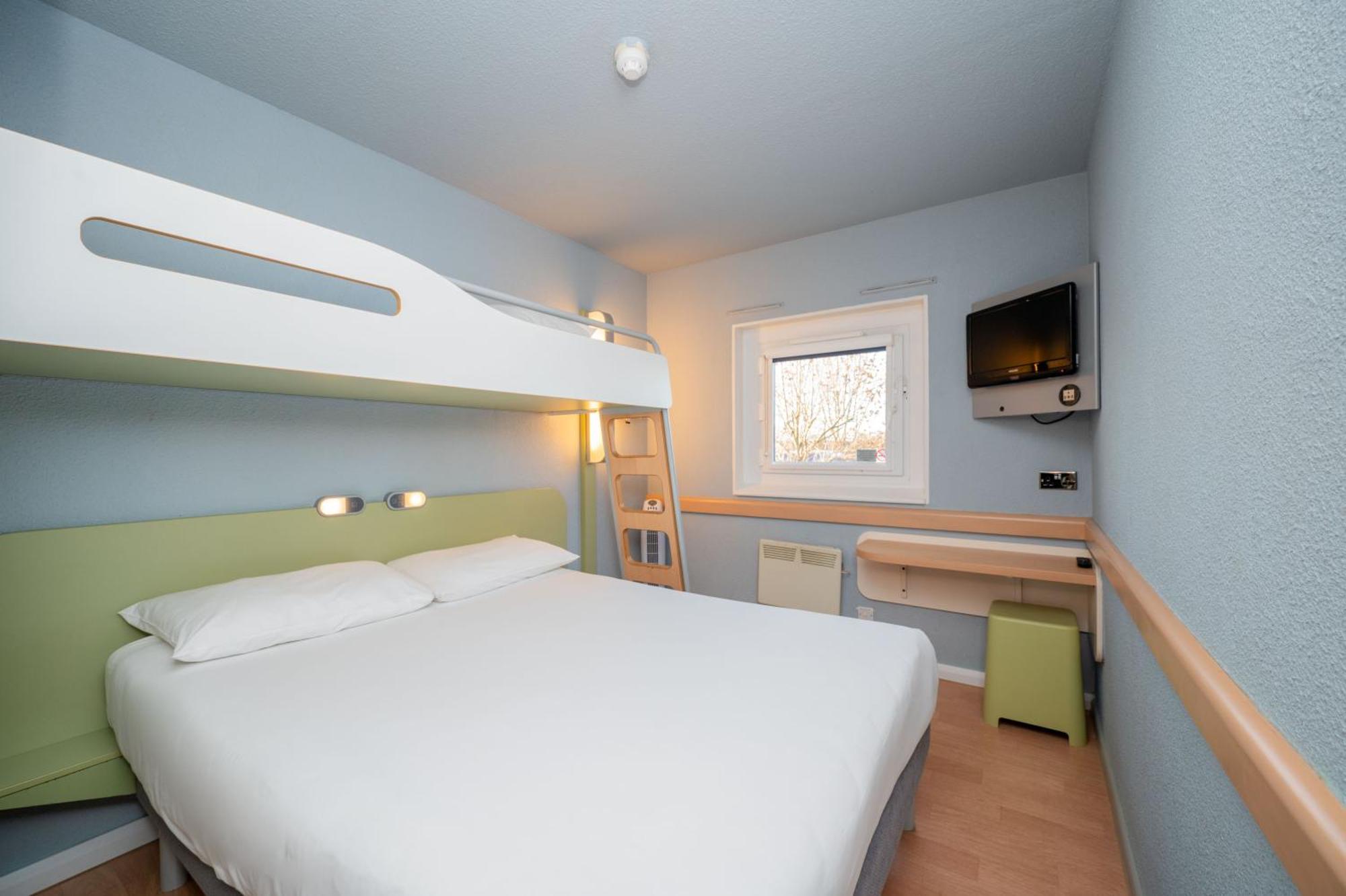 Ibis Budget London Barking Баркинг Экстерьер фото
