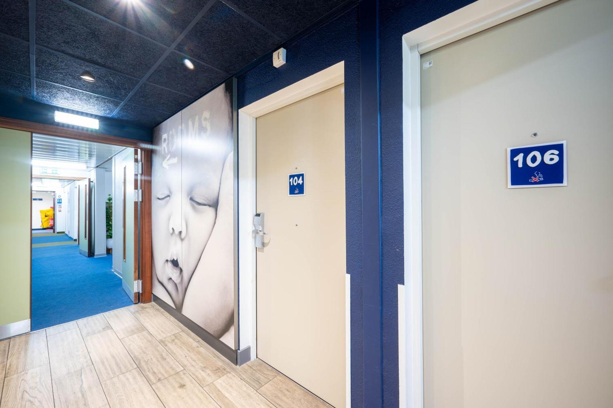 Ibis Budget London Barking Баркинг Экстерьер фото