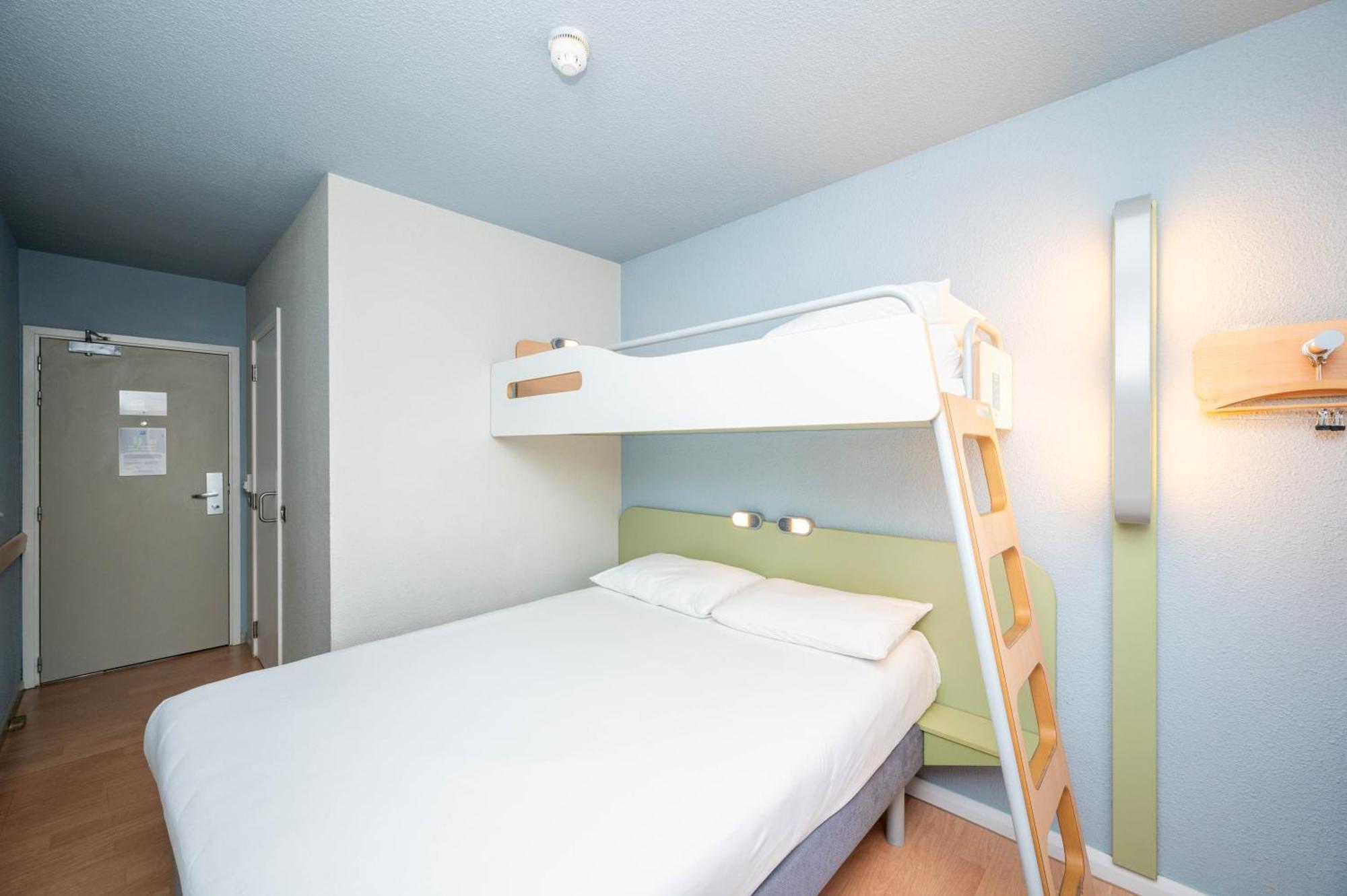 Ibis Budget London Barking Баркинг Экстерьер фото